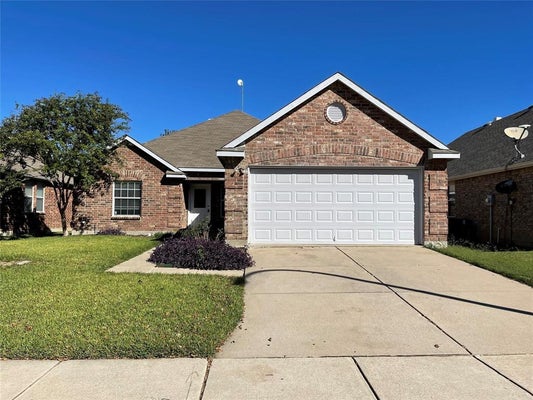 1937 CREEK CROSSING DR, JUSTIN, TX 76247 - Image ef6be894e3203ff227861bef67a8672b/1925816968