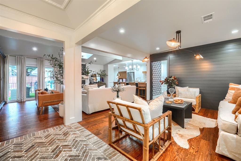 311 Canyon Valley Drive