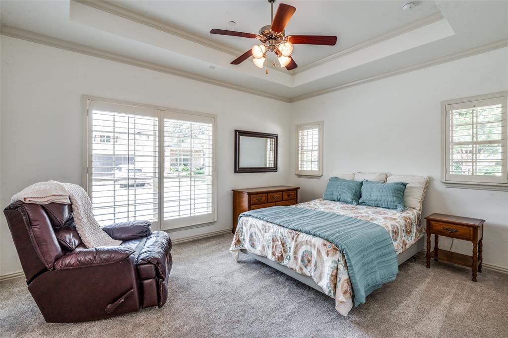 5621 Hummingbird Lane