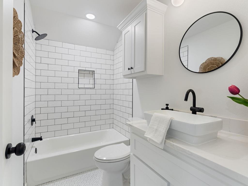 Elmwood - Residential