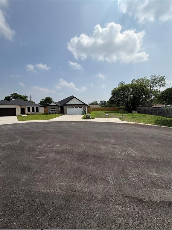 4604 Red Bud Court