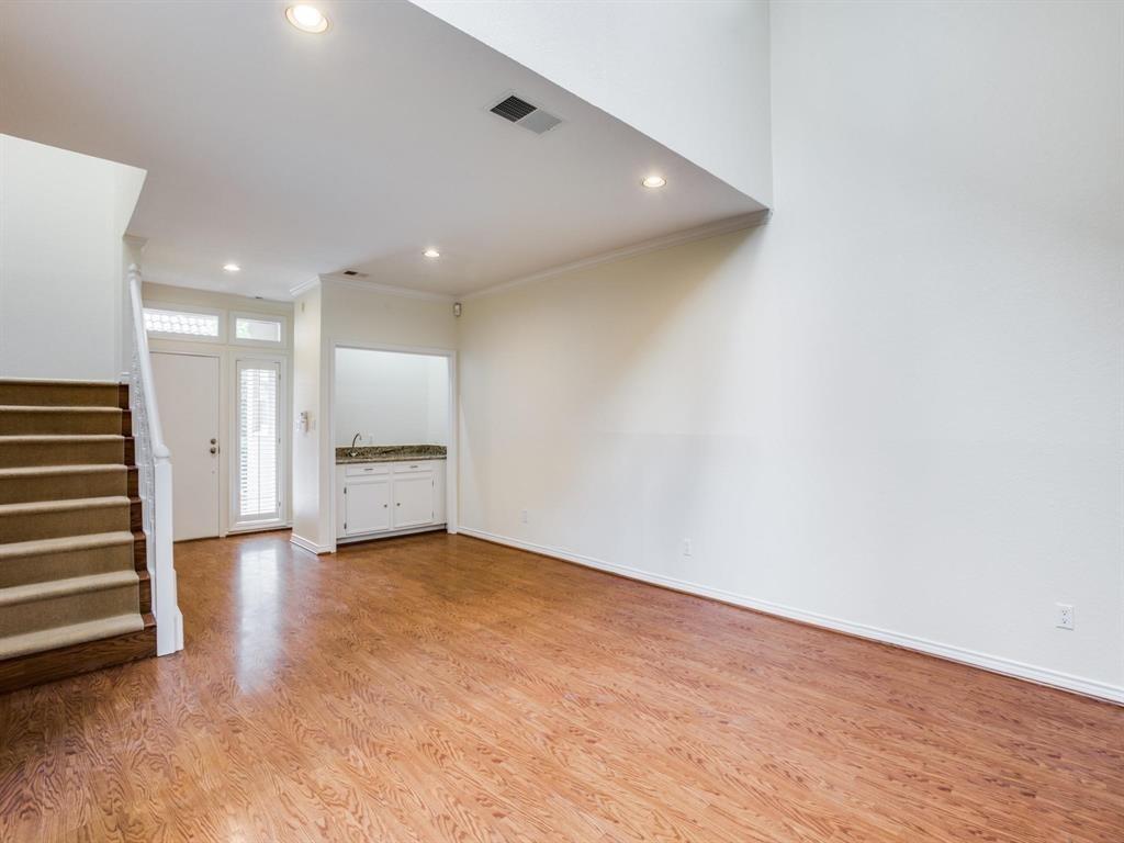 Compound Condos - Residential Lease