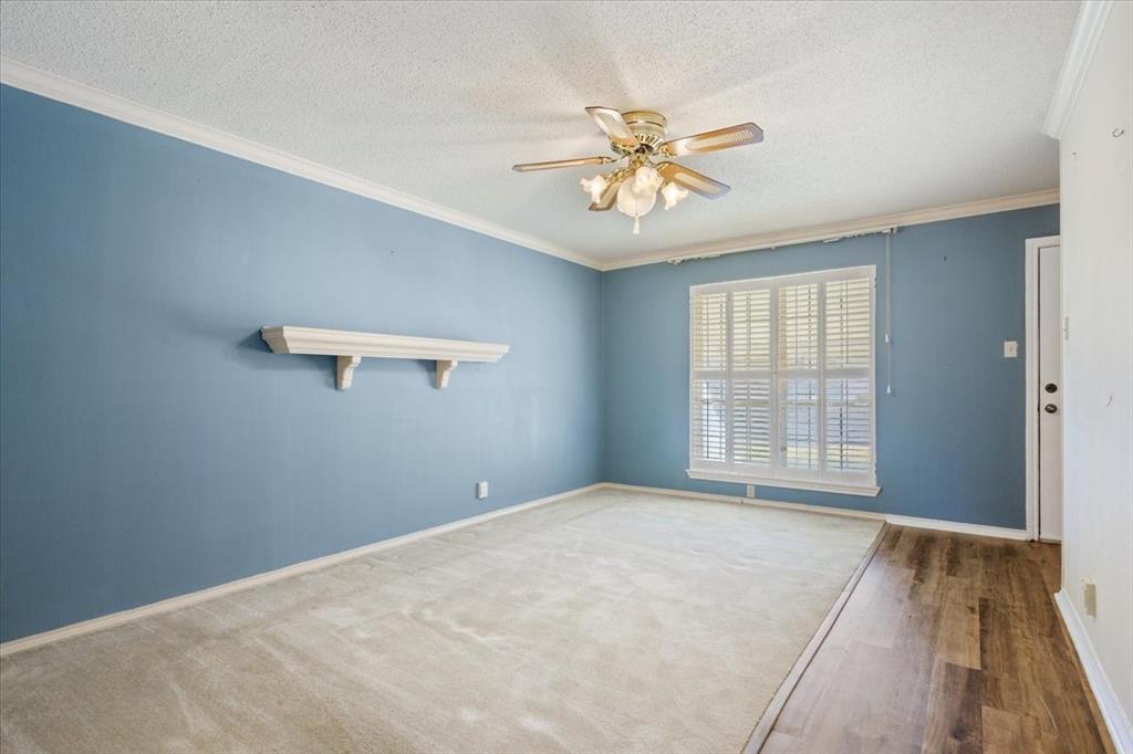 5226 Lake Shore Drive