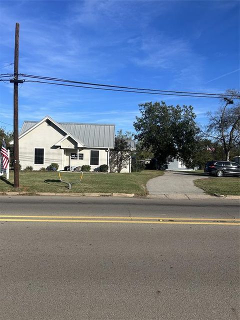 A home in Sulphur Springs