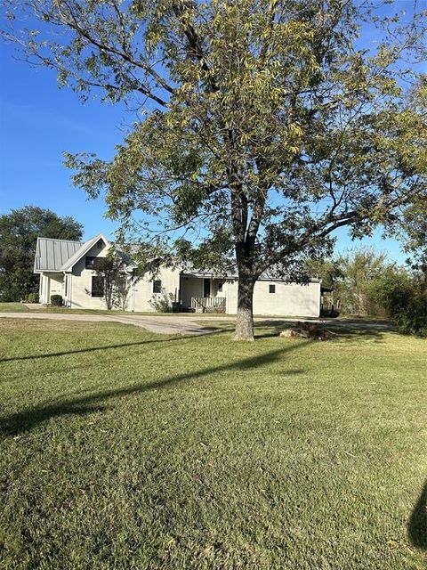 A home in Sulphur Springs