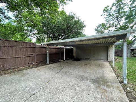 A home in DeSoto