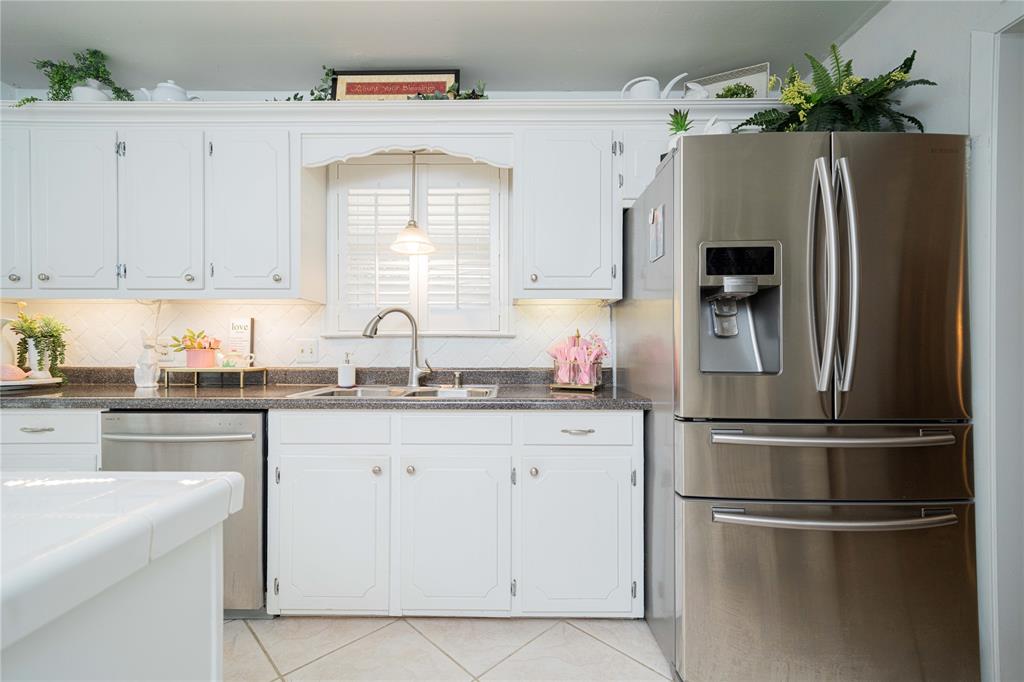 Thomas Manor - Residential