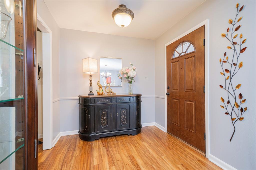 Thomas Manor - Residential