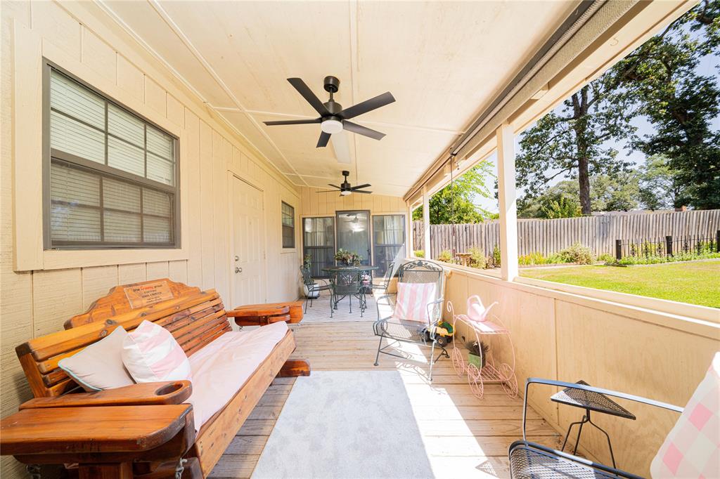 Thomas Manor - Residential