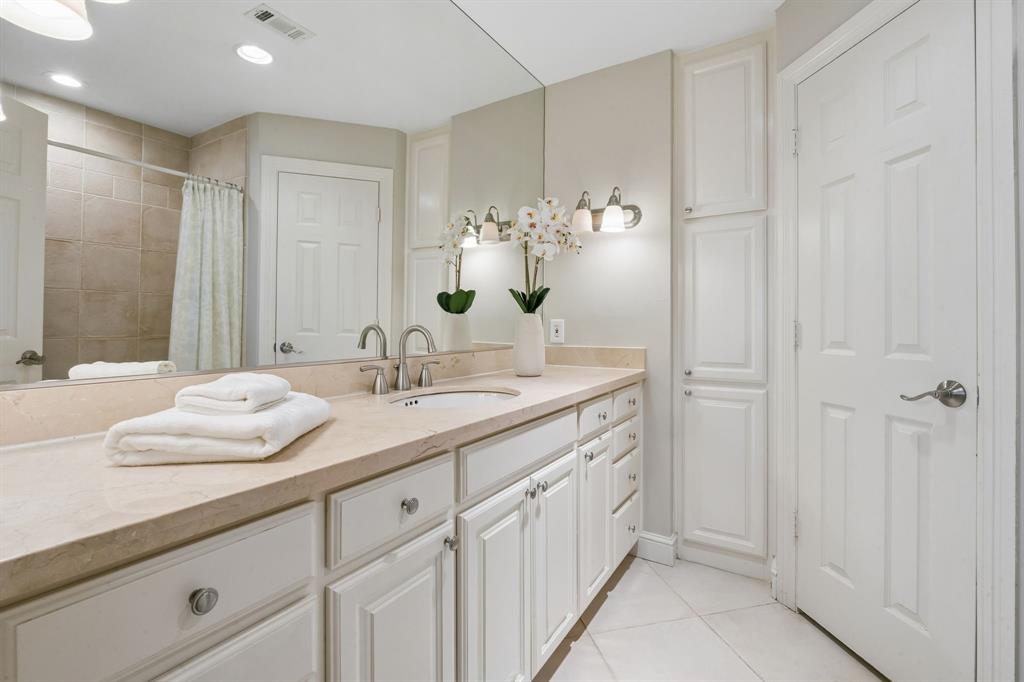 Lake Country Estates - Residential