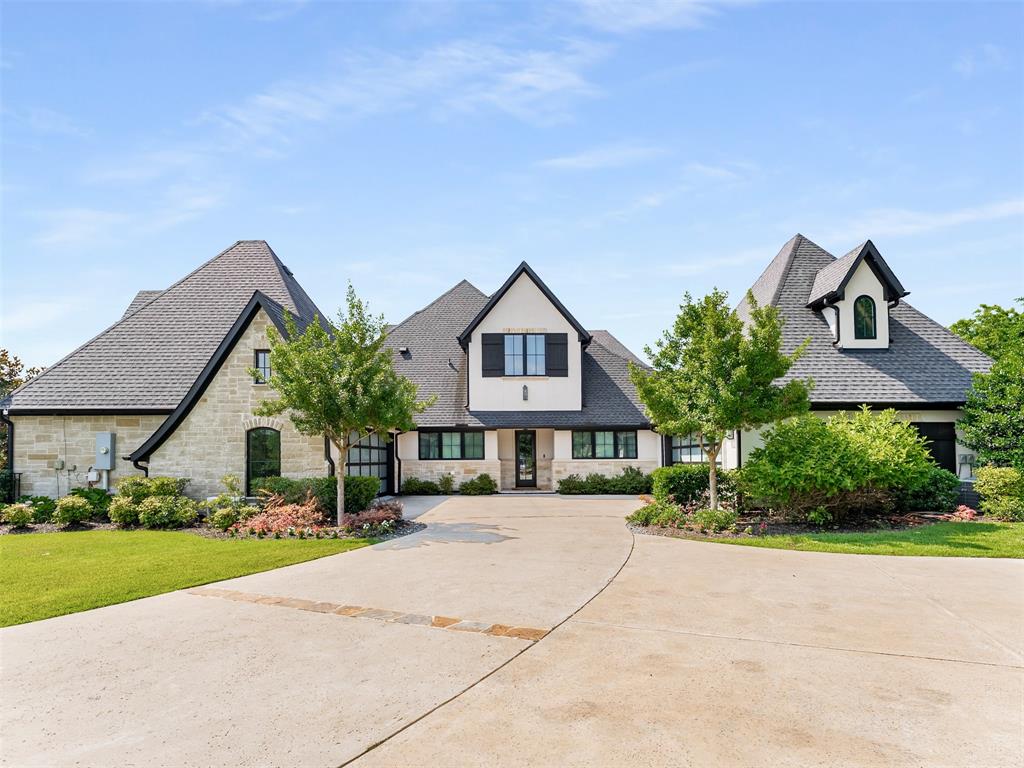 1370 Red Oak Trail