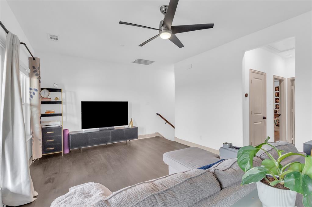 Wade Settlement Ph One - Residential Lease