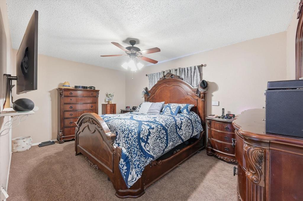 Carriage Hill-Forest Hill - Residential