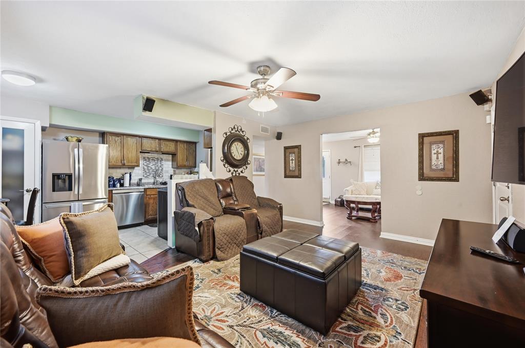 Carriage Hill-Forest Hill - Residential