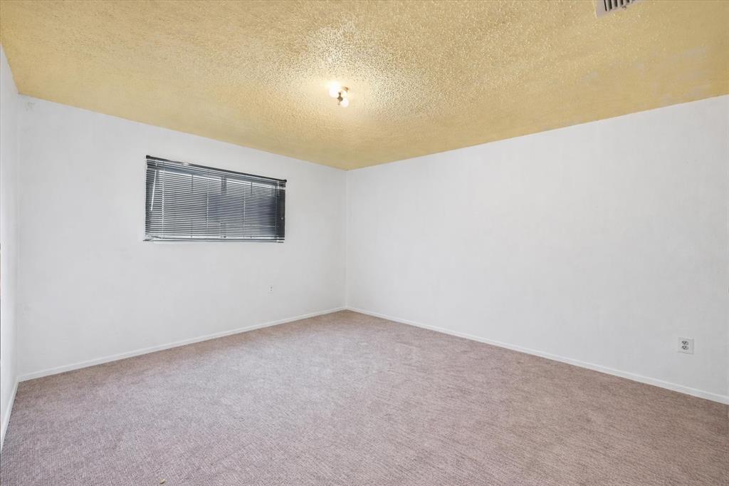 Carriage Hill-Forest Hill - Residential