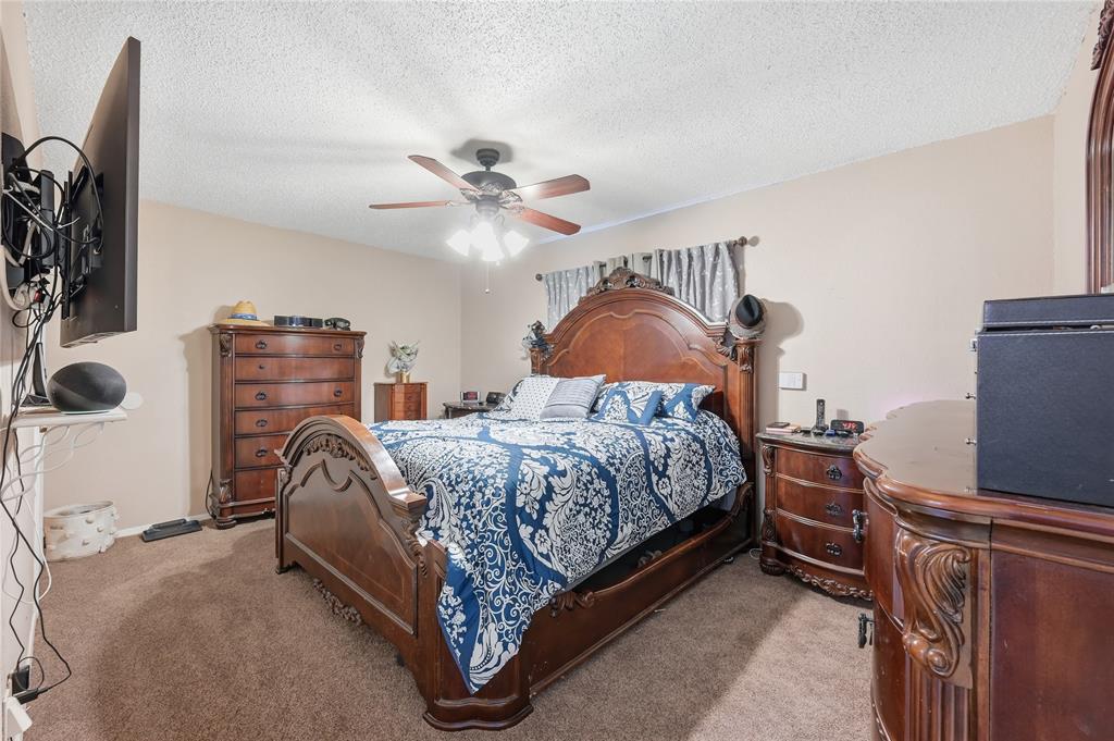 Carriage Hill-Forest Hill - Residential