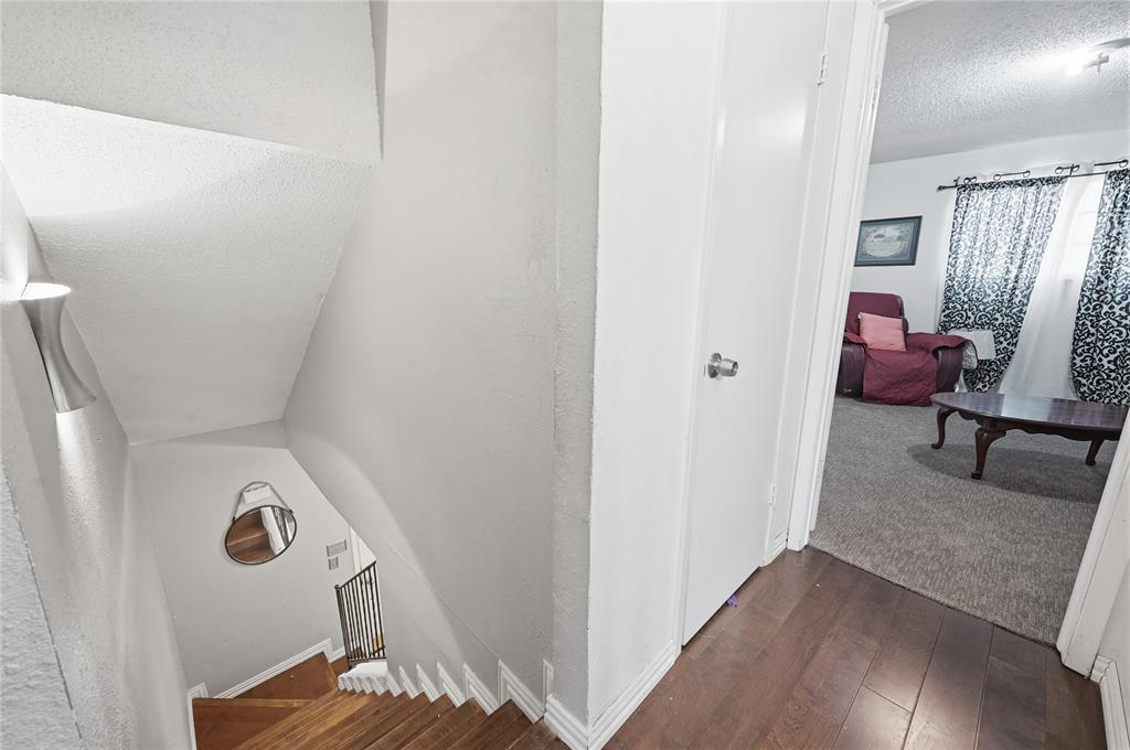 Carriage Hill-Forest Hill - Residential