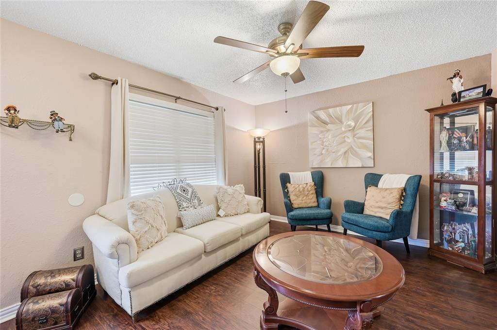 Carriage Hill-Forest Hill - Residential