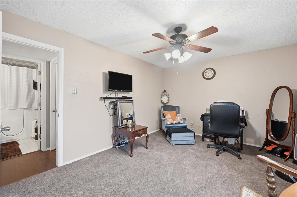 Carriage Hill-Forest Hill - Residential