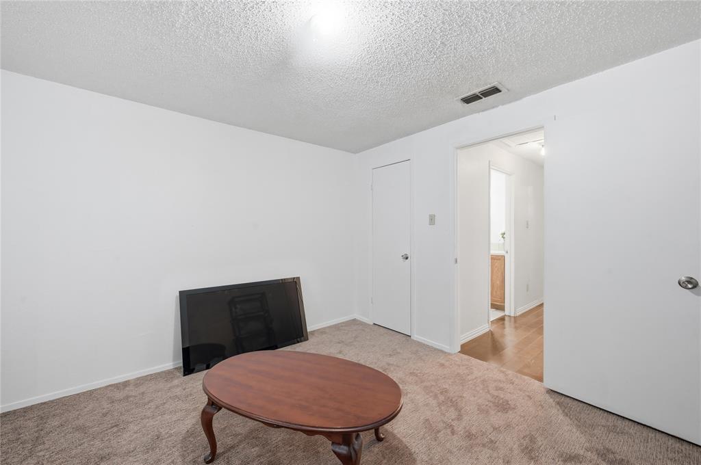 Carriage Hill-Forest Hill - Residential