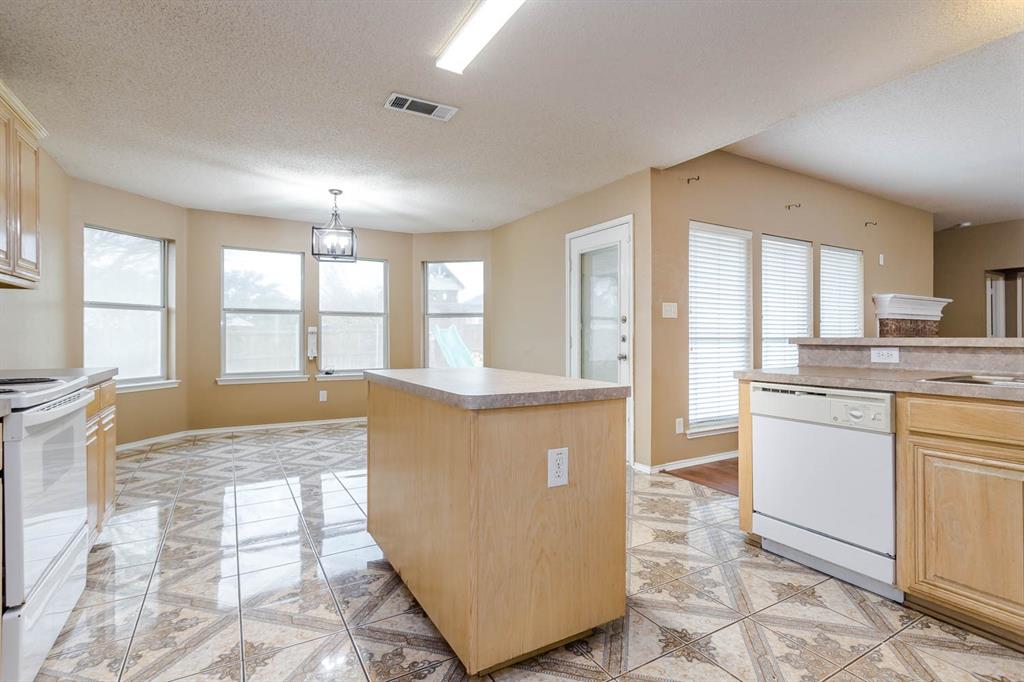 Lonesome Dove Estates Arlingtn - Residential Lease