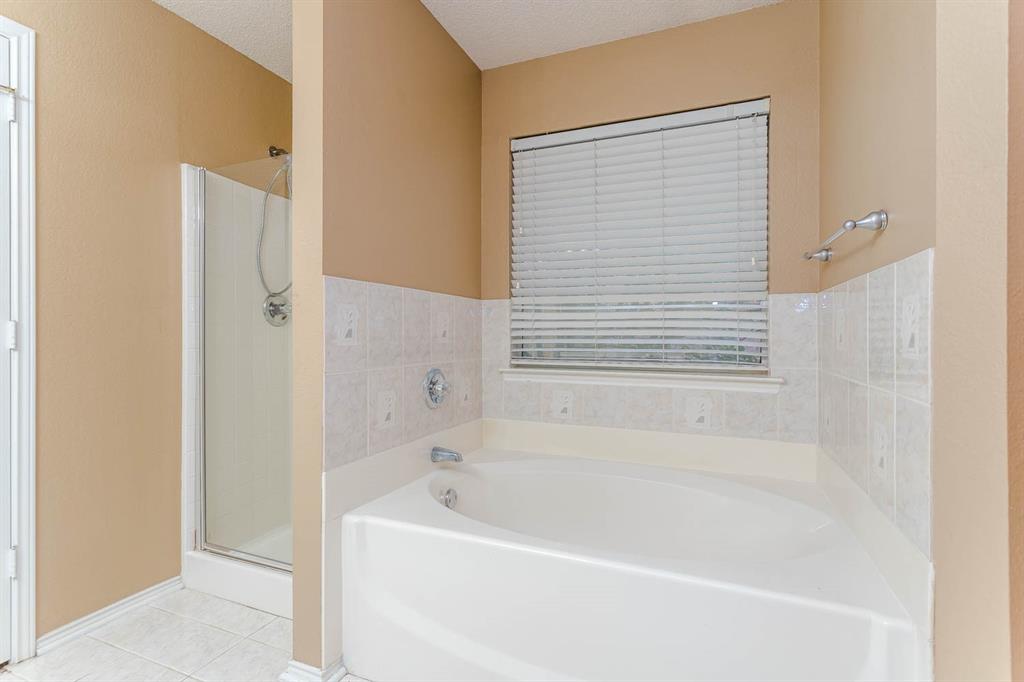 Lonesome Dove Estates Arlingtn - Residential Lease