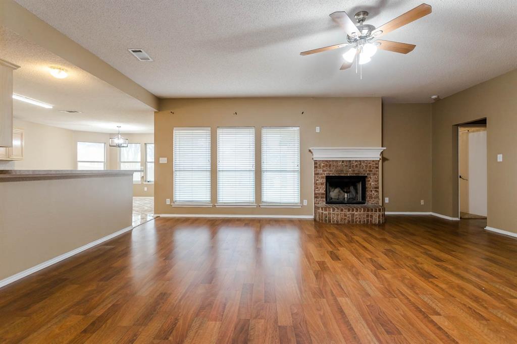 Lonesome Dove Estates Arlingtn - Residential Lease