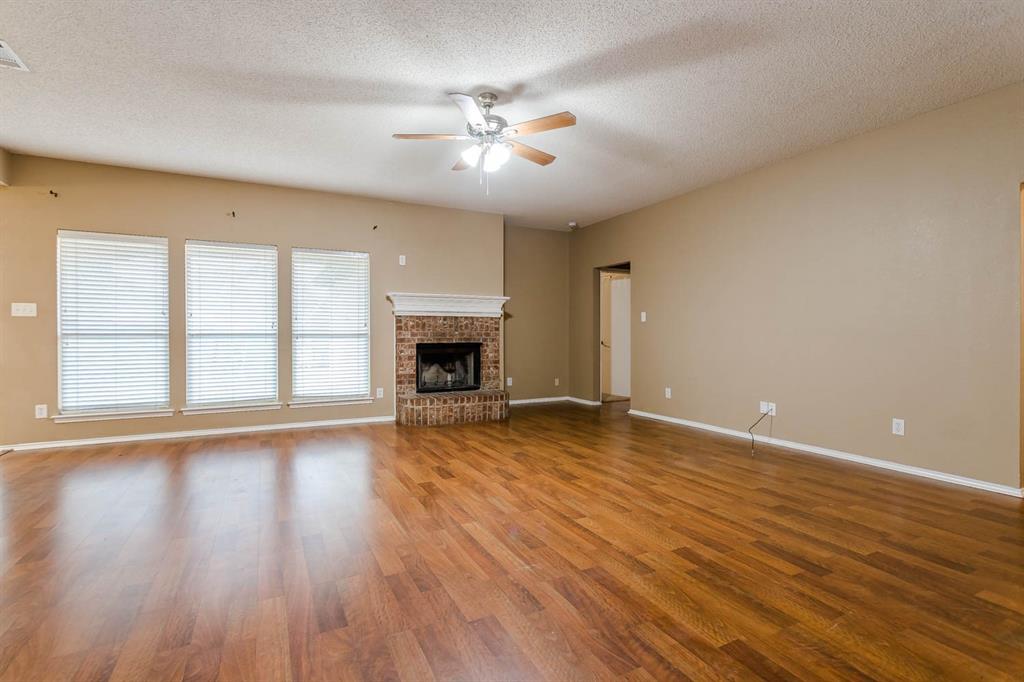 Lonesome Dove Estates Arlingtn - Residential Lease