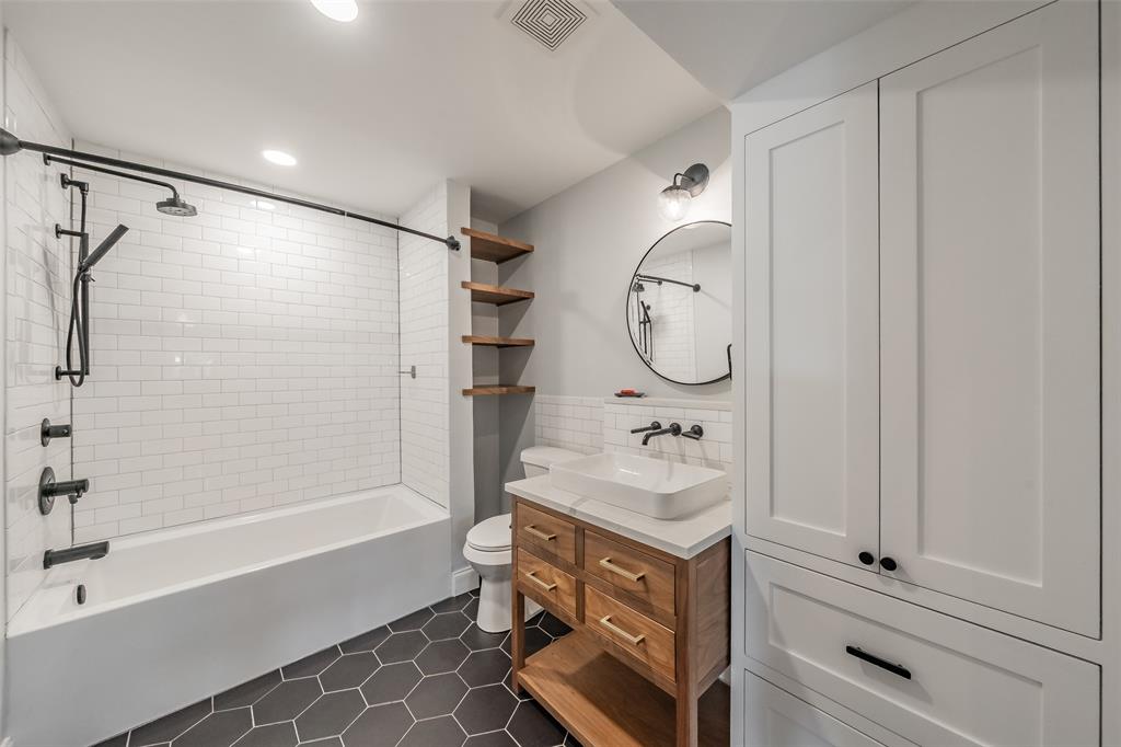 Chamberlain Arlington Heights 2nd - Residential