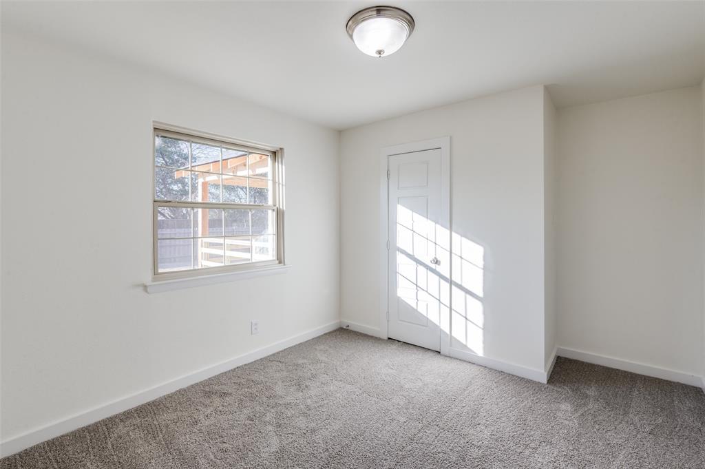 Valwood Park 14 - Residential