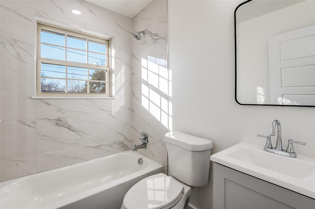 Valwood Park 14 - Residential