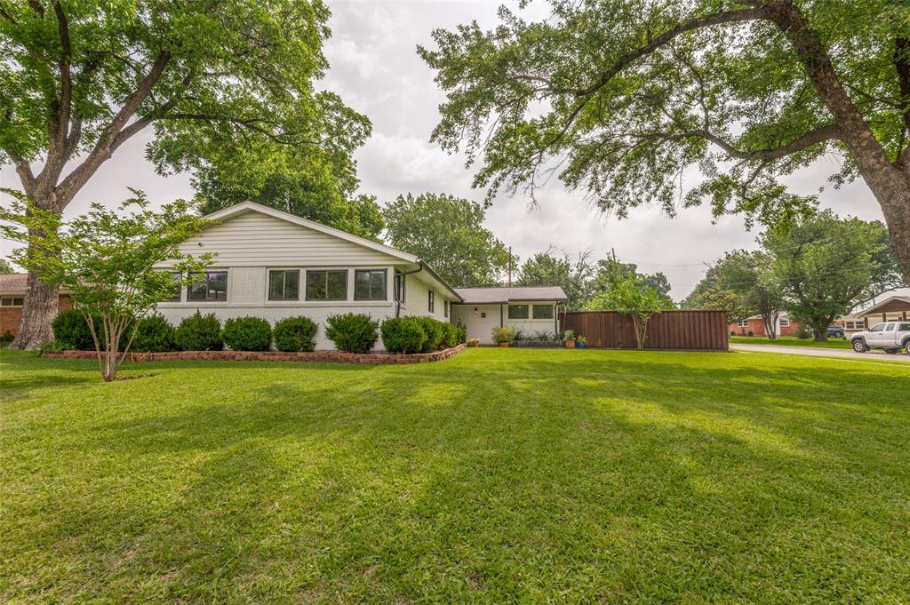 3581 Woodleigh Drive