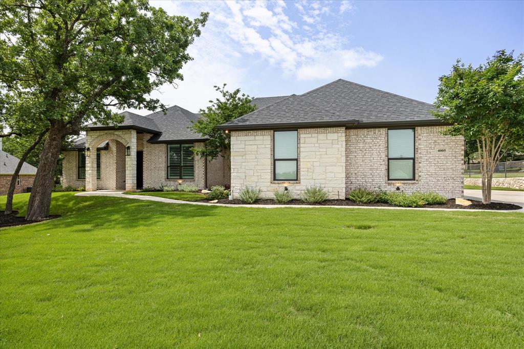 4005 Legend Trail