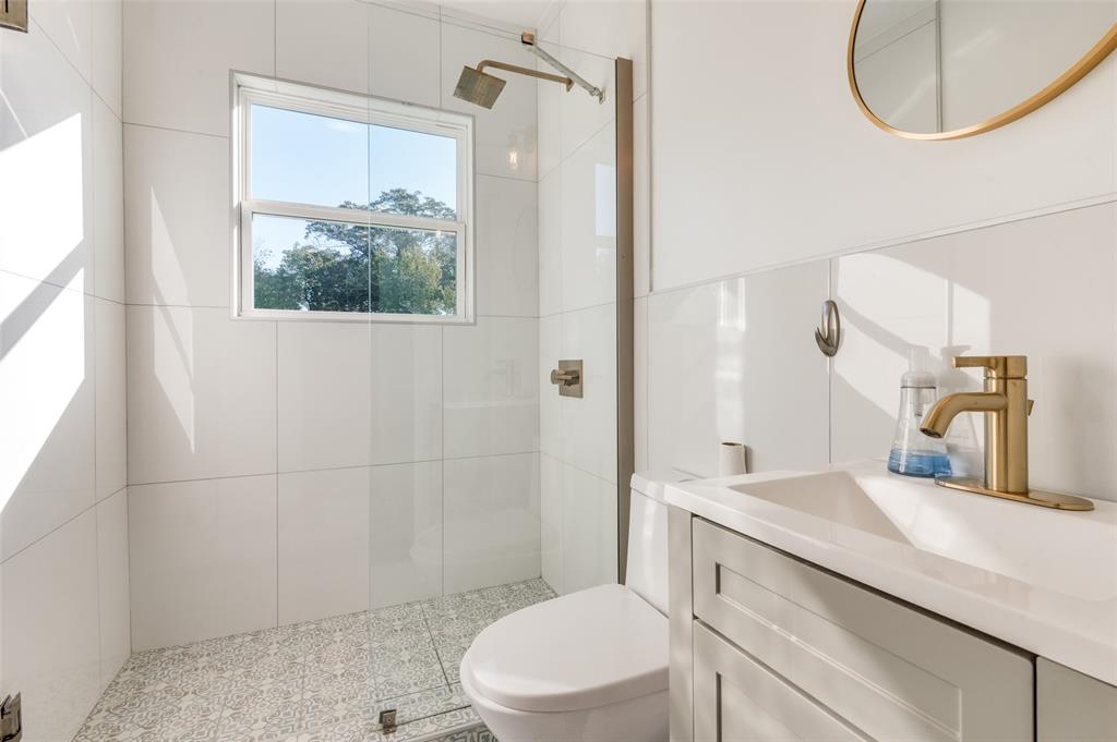 Brown L G - Residential Lease