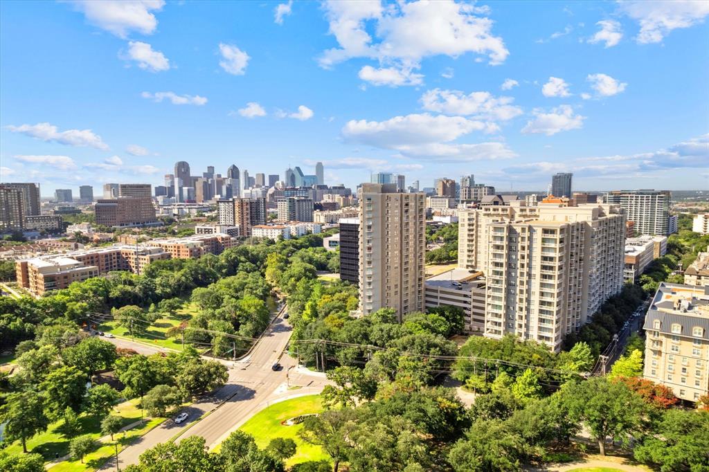 Renaissance On Turtle Creek Condo - Residential