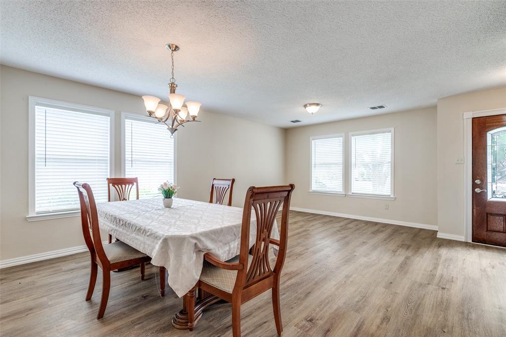 4504 Courtside Drive
