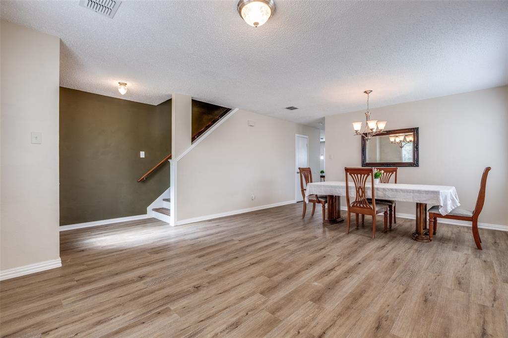 4504 Courtside Drive