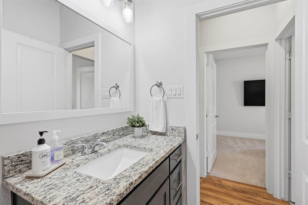 S D Lawrence - Residential