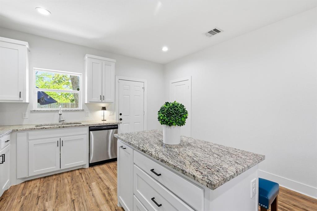 S D Lawrence - Residential