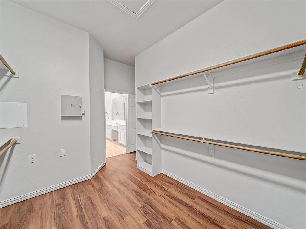 Idlewood Oaks-Hidden Lakes - Residential