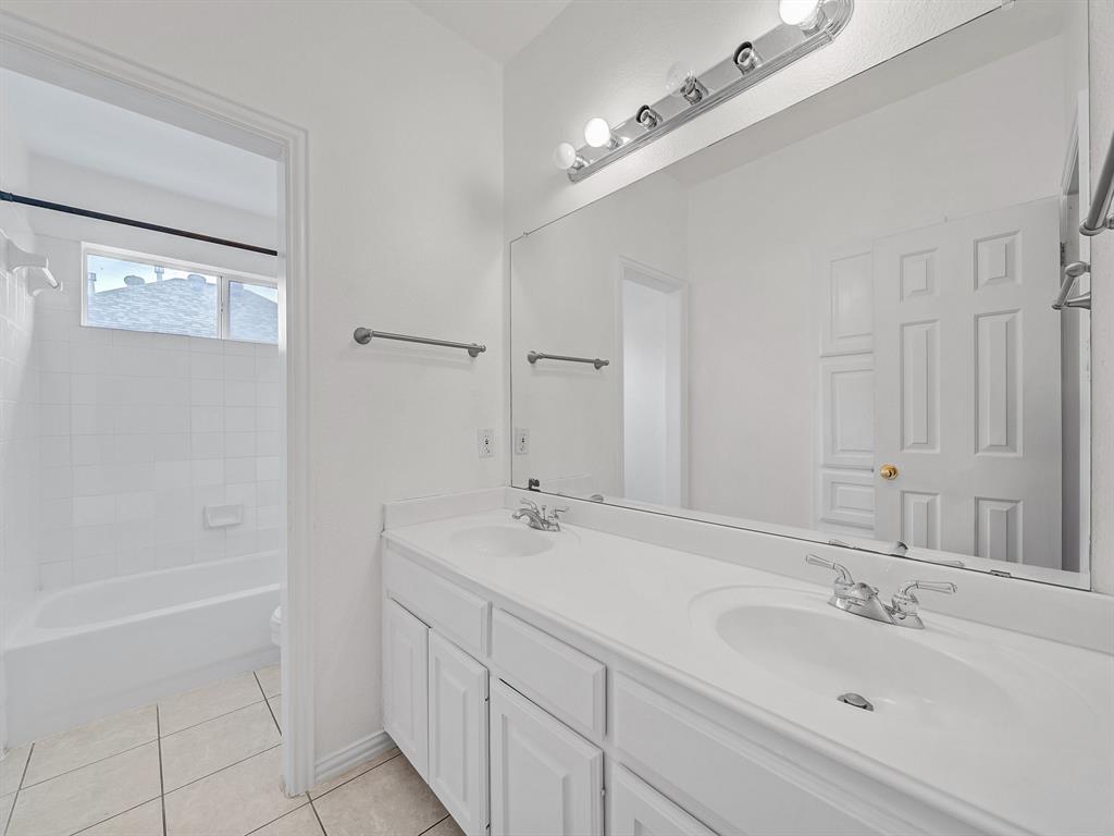 Idlewood Oaks-Hidden Lakes - Residential