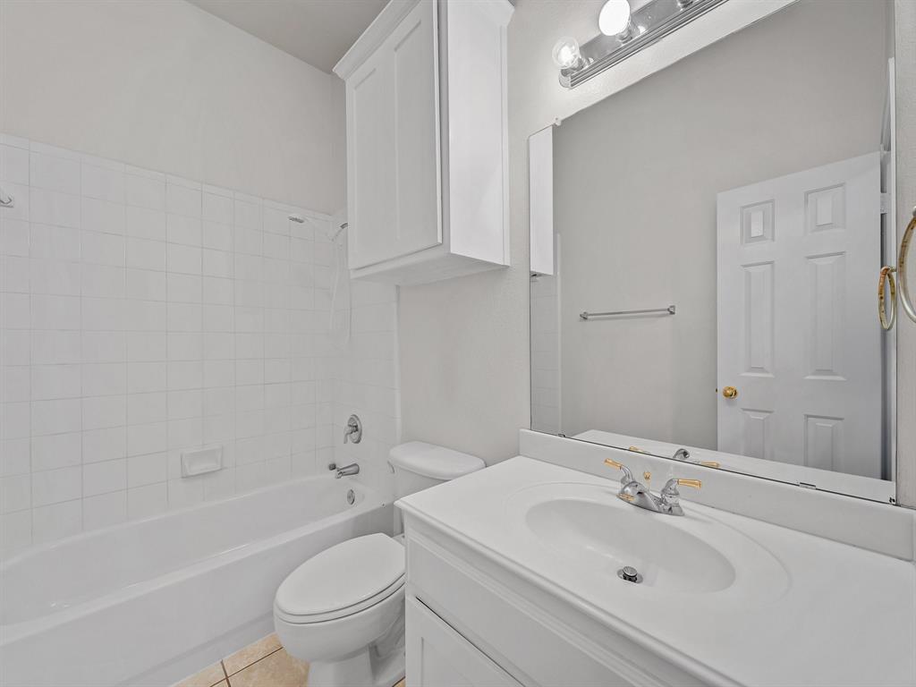 Idlewood Oaks-Hidden Lakes - Residential