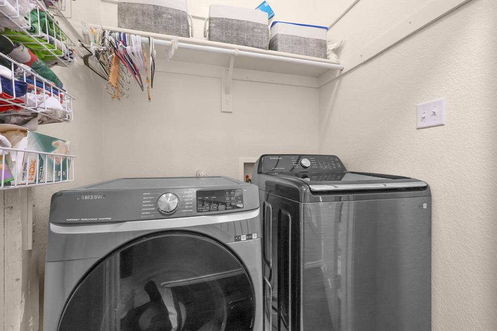 Chisholm Spgs - Residential