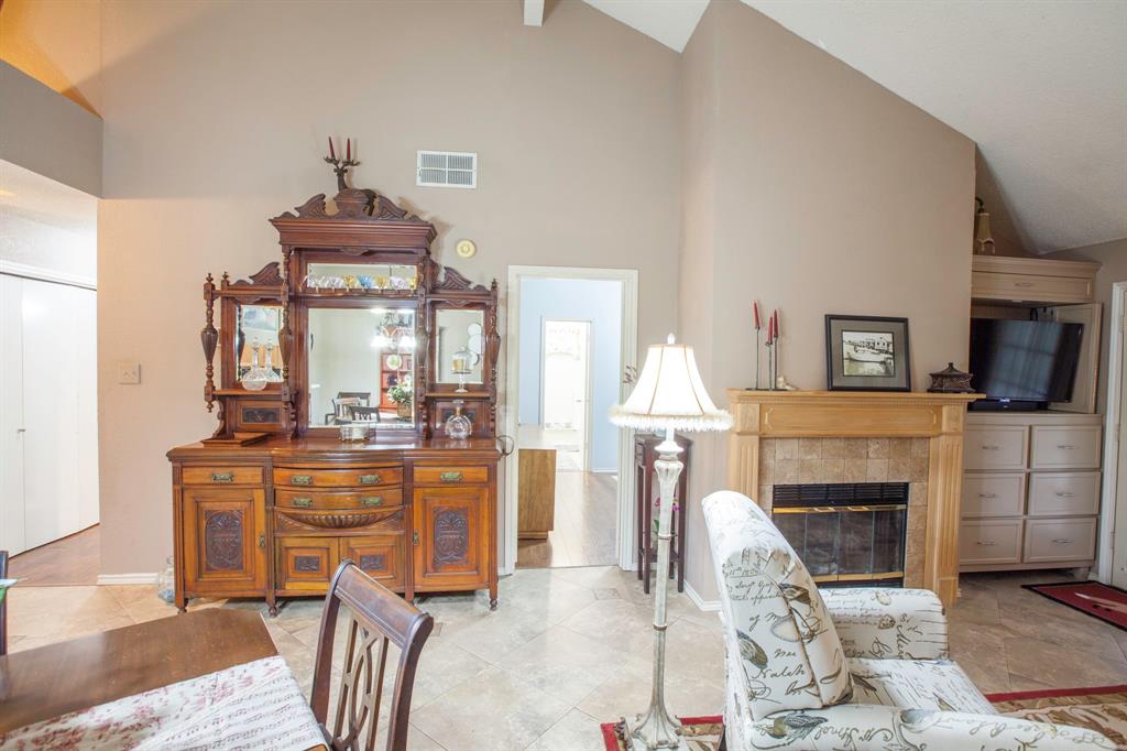 Euless, Texas 76039, United States, 3 Bedrooms Bedrooms, ,2 BathroomsBathrooms,Residential,Active,185463