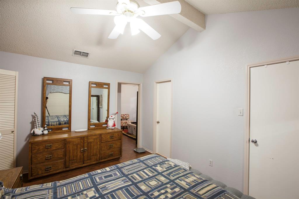 Euless, Texas 76039, United States, 3 Bedrooms Bedrooms, ,2 BathroomsBathrooms,Residential,Active,185463