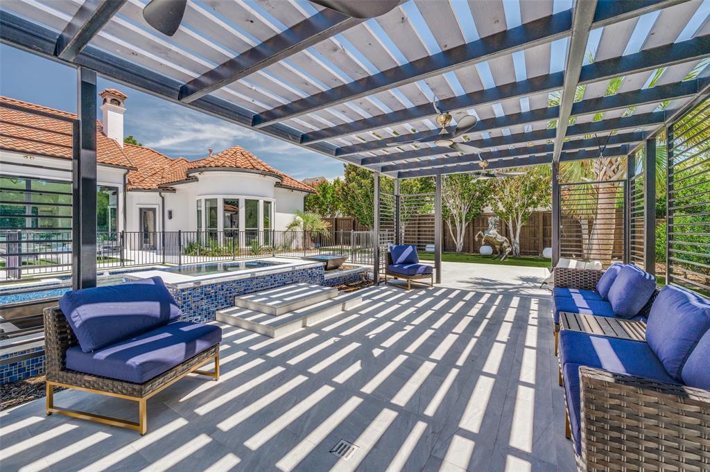 Starwood Ph Four Village 17 - Residential