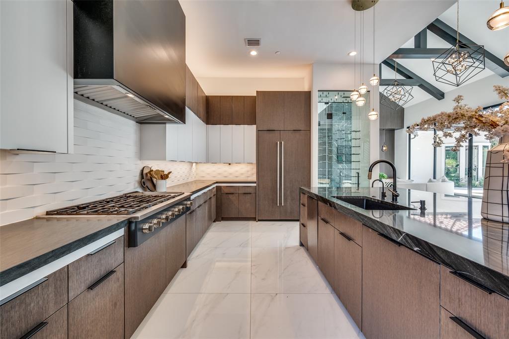 Starwood Ph Four Village 17 - Residential