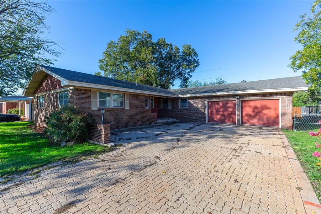1736 Glenhaven Drive