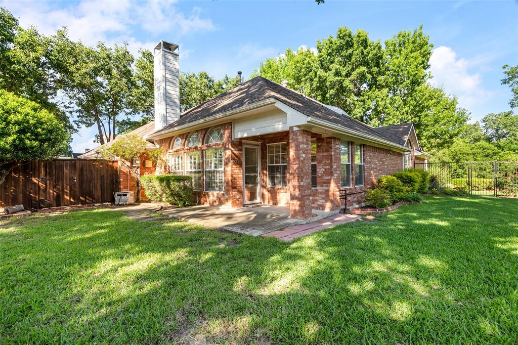 2117 Country Club Drive