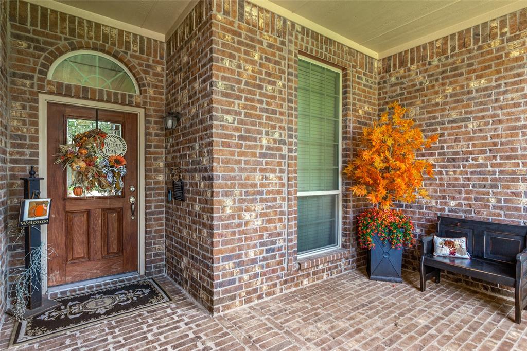 2424 Silverthorn Court